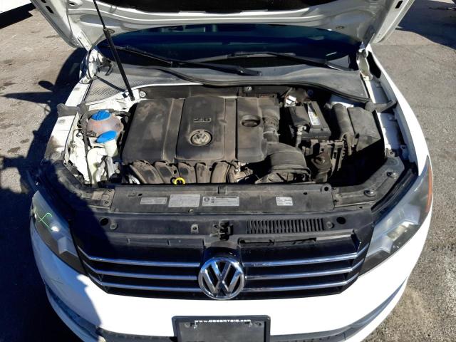 Photo 11 from auction – 2014 VOLKSWAGEN PASSAT S with VIN 1VWAP7A34EC003410