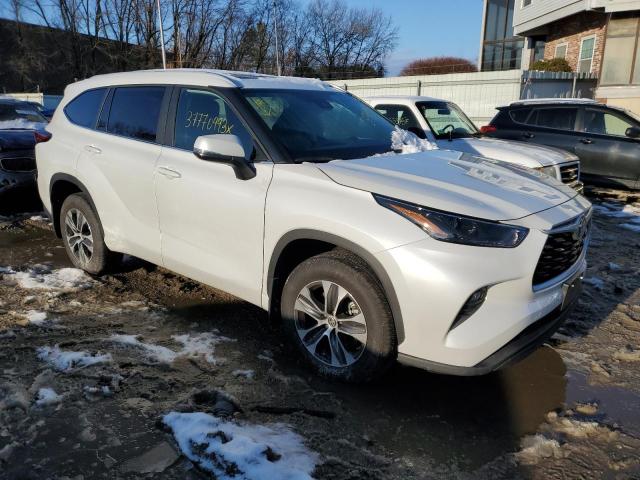 صورة رقم 4 من المزاد - 2023 TOYOTA HIGHLANDER مع VIN 5TDKDRBH5PS007294