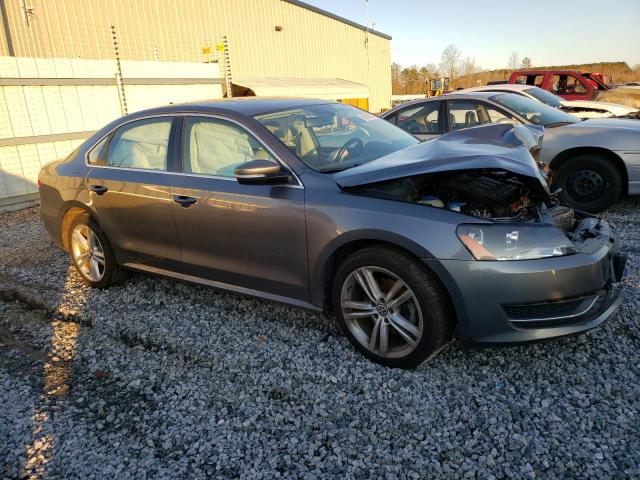 Photo 4 from auction – 2014 VOLKSWAGEN PASSAT SE with VIN 1VWBN7A32EC020099