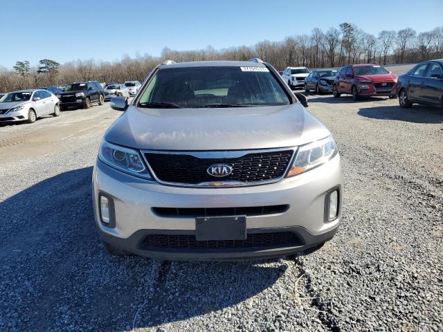 Photo 5 from auction – 2015 KIA SORENTO LX with VIN 5XYKTDA64FG560701