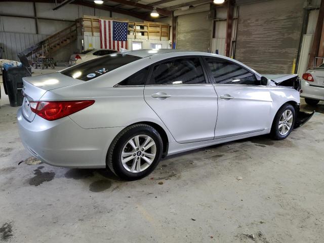 Photo 3 from auction – 2012 HYUNDAI SONATA GLS with VIN 5NPEB4AC6CH455524