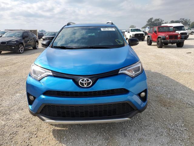 Photo 5 from auction – 2016 TOYOTA RAV4 SE with VIN 2T3NFREVXGW304147