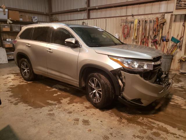 Photo 4 from auction – 2016 TOYOTA HIGHLANDER with VIN 5TDKKRFH8GS153043