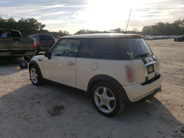 Photo 2 from auction – 2006 MINI COOPER with VIN WMWRC33516TK63710