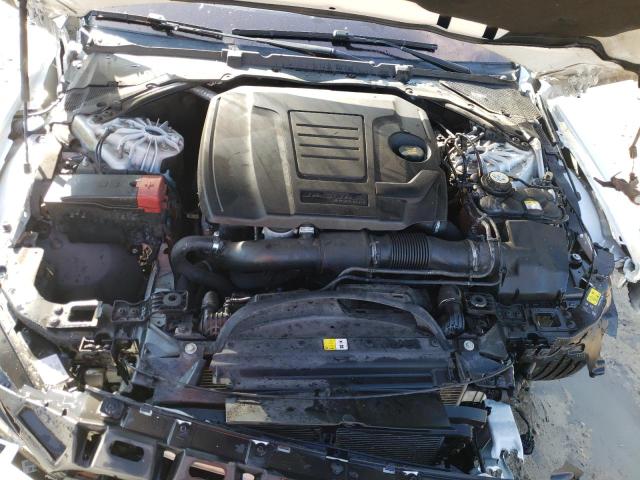 Photo 11 from auction – 2018 JAGUAR XE with VIN SAJAR4FX2JCP33223