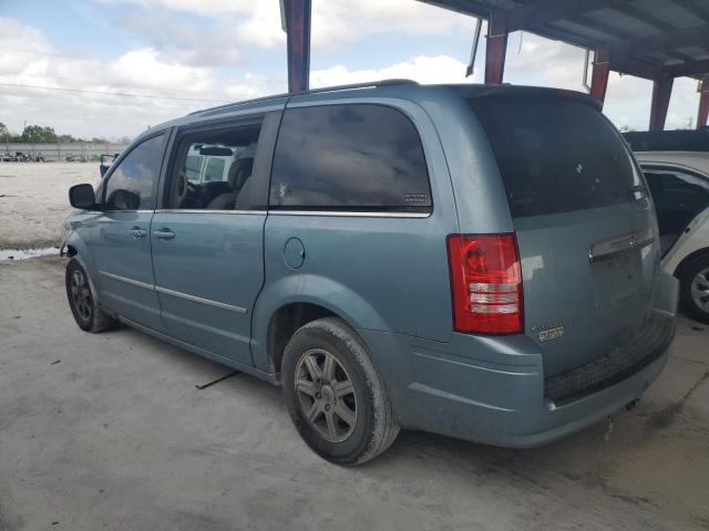 Photo 2 from auction – 2010 CHRYSLER TOWN & COU with VIN 2A4RR5D17AR305008