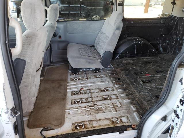Photo 11 from auction – 2000 CHEVROLET VENTURE with VIN 1GNDX03E7YD273534