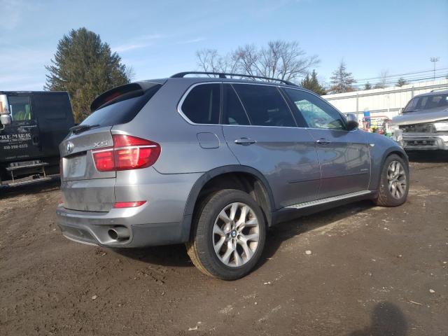 Photo 3 from auction – 2013 BMW X5 XDRIVE3 with VIN 5UXZV4C58D0E02332