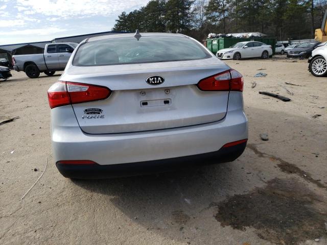 Photo 6 from auction – 2016 KIA FORTE LX with VIN KNAFK4A60G5492120
