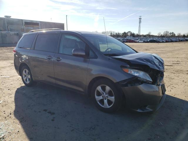 Photo 4 from auction – 2011 TOYOTA SIENNA LE with VIN 5TDKK3DC8BS065865