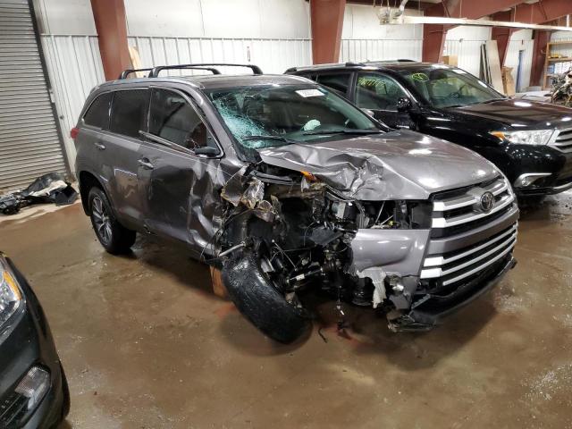 Photo 4 from auction – 2019 TOYOTA HIGHLANDER with VIN 5TDJZRFH8KS721453