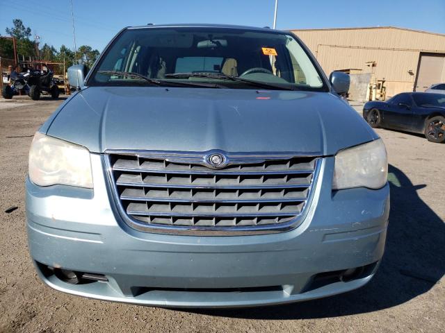 Photo 5 from auction – 2010 CHRYSLER TOWN & COU with VIN 2A4RR5D17AR359134
