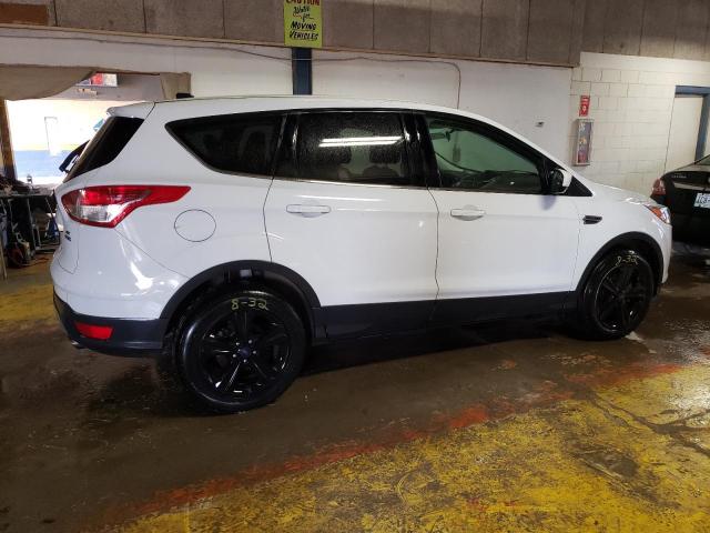 Photo 3 from auction – 2016 FORD ESCAPE SE with VIN 1FMCU9GX2GUC38729