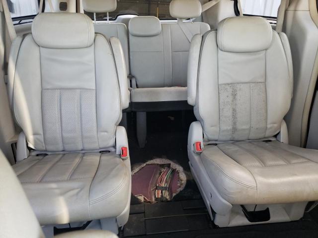 Photo 10 from auction – 2010 CHRYSLER TOWN & COU with VIN 2A4RR8DX0AR361202