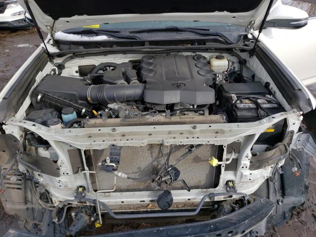 Photo 11 from auction – 2016 TOYOTA 4RUNNER SR with VIN JTEBU5JR3G5306111