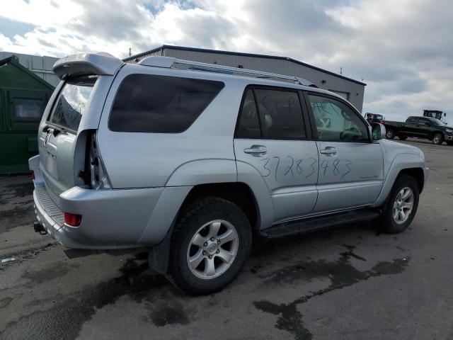 Photo 3 from auction – 2005 TOYOTA 4RUNNER SR with VIN JTEBU14R158039826