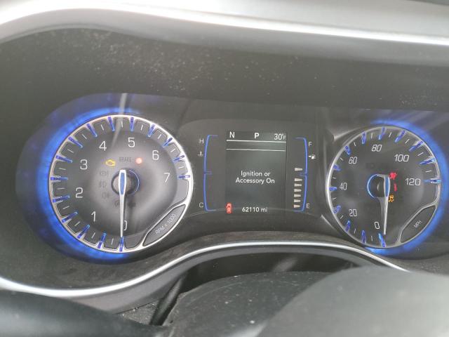 Zdjęcie 9 z aukcji – 2018 CHRYSLER PACIFICA T z VIN 2C4RC1BG9JR235180