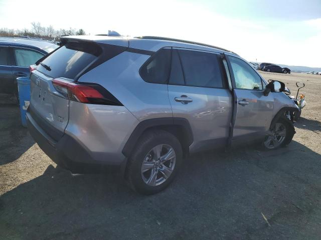 Photo 3 from auction – 2022 TOYOTA RAV4 XLE with VIN 2T3P1RFV4NC293439