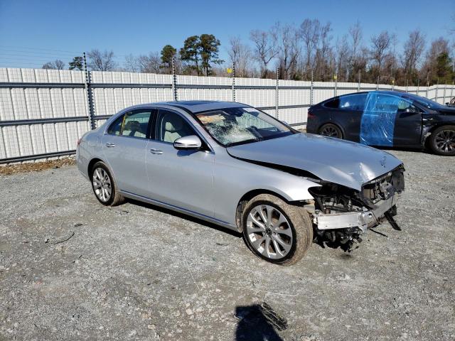 Photo 4 from auction – 2018 MERCEDES-BENZ E 300 with VIN WDDZF4JBXJA348290