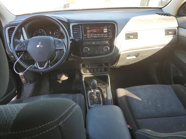 Photo 8 from auction – 2018 MITSUBISHI OUTLANDER with VIN JA4AD3A33JZ011813