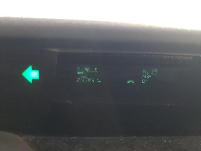 Photo 9 from auction – 2005 TOYOTA PRIUS with VIN JTDKB20U153044063
