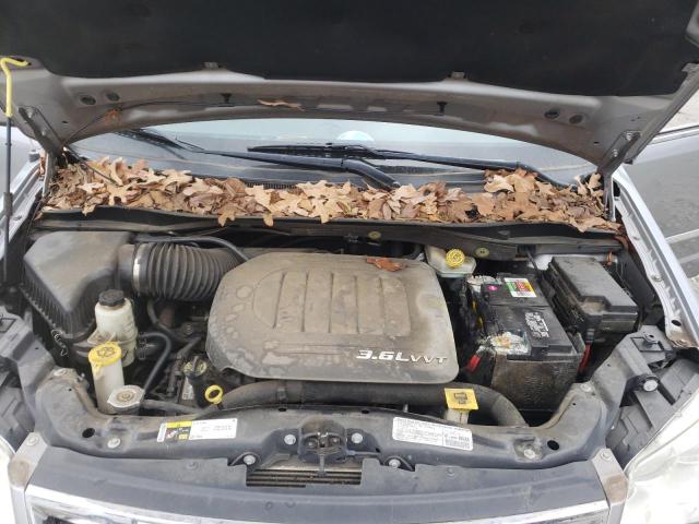 Photo 12 from auction – 2013 CHRYSLER TOWN & COU with VIN 2C4RC1BG7DR721488