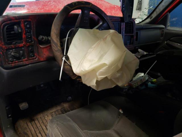 Photo 8 from auction – 2004 CHEVROLET SILVERADO with VIN 1GCEK19T94E395176