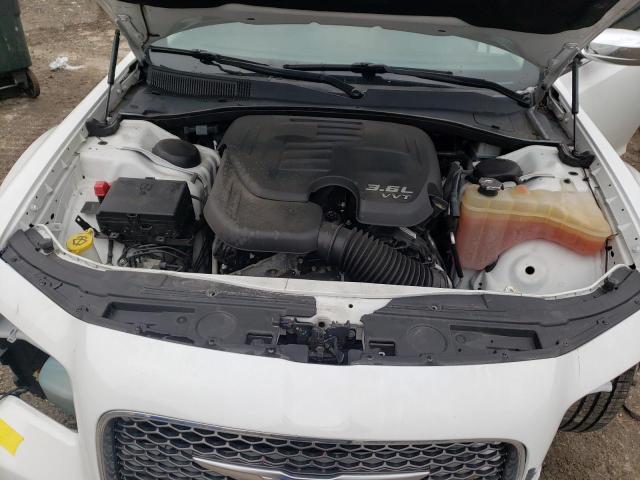 Photo 11 from auction – 2019 CHRYSLER 300 LIMITE with VIN 2C3CCAKG8KH560386