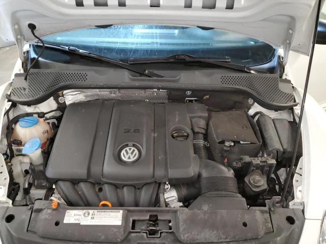 Photo 11 from auction – 2012 VOLKSWAGEN BEETLE with VIN 3VWFP7AT5CM615701