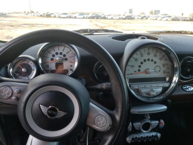 Photo 9 from auction – 2009 MINI COOPER with VIN WMWMR33559TJ93822