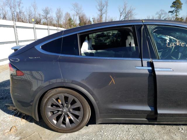 Photo 11 from auction – 2018 TESLA MODEL X with VIN 5YJXCDE27JF137267