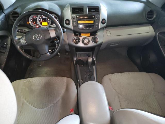 Photo 8 from auction – 2006 TOYOTA RAV4 LIMIT with VIN JTMBD31V165006572