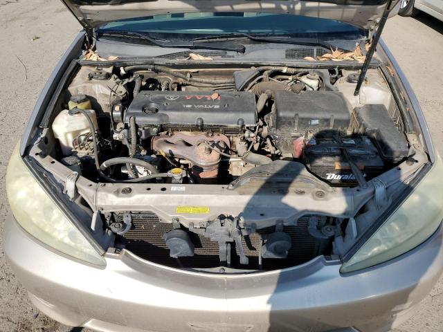Photo 11 from auction – 2005 TOYOTA CAMRY LE with VIN 4T1BE32K65U555086