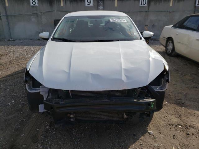 Photo 5 from auction – 2017 VOLKSWAGEN PASSAT S with VIN 1VWAT7A37HC021223