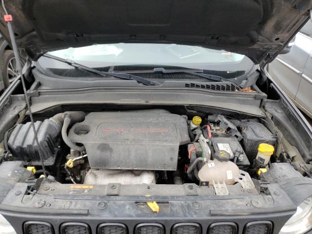 Photo 11 from auction – 2017 JEEP RENEGADE L with VIN ZACCJBBB3HPG09173