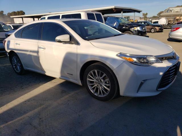 Photo 4 from auction – 2018 TOYOTA AVALON HYB with VIN 4T1BD1EB8JU060112