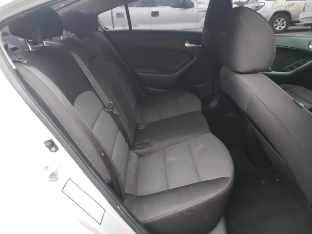 Photo 10 from auction – 2017 KIA FORTE LX with VIN 3KPFL4A70HE066801
