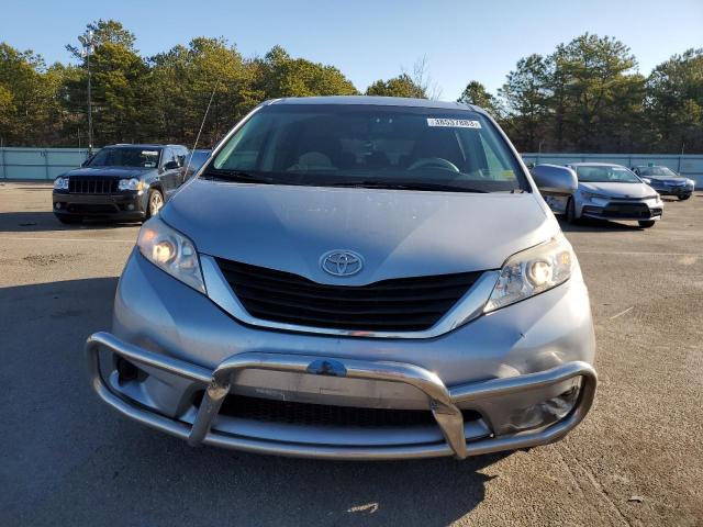 Photo 5 from auction – 2012 TOYOTA SIENNA LE with VIN 5TDKK3DC8CS238916