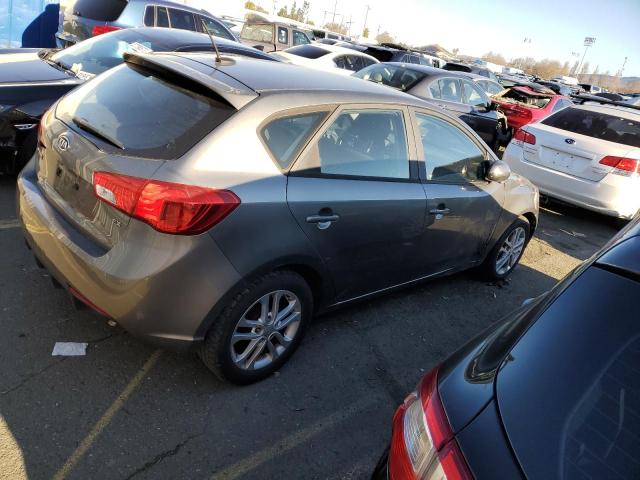 Photo 3 from auction – 2011 KIA FORTE EX with VIN KNAFU5A21B5401152