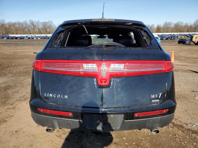 Photo 6 from auction – 2017 LINCOLN MKT with VIN 2LMHJ5NK2HBL00284