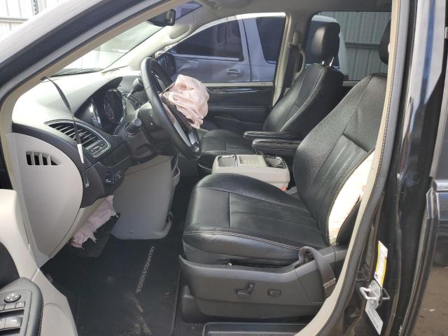 Photo 7 from auction – 2015 CHRYSLER TOWN & COU with VIN 2C4RC1BG6FR553698