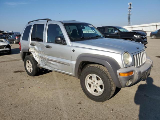 Photo 4 from auction – 2003 JEEP LIBERTY SP with VIN 1J4GK48K83W550953