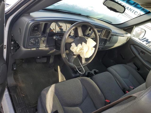 Photo 8 from auction – 2004 CHEVROLET SILVERADO with VIN 1GCEK14V84Z120464