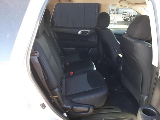 Photo 11 from auction – 2017 NISSAN PATHFINDER with VIN 5N1DR2MN5HC678144