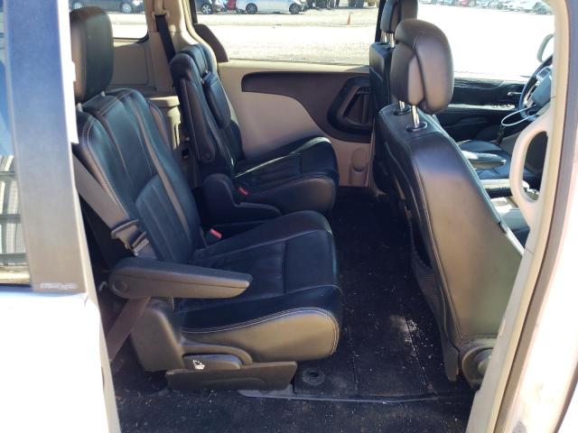 Photo 11 from auction – 2012 CHRYSLER TOWN & COU with VIN 2C4RC1BG6CR368112