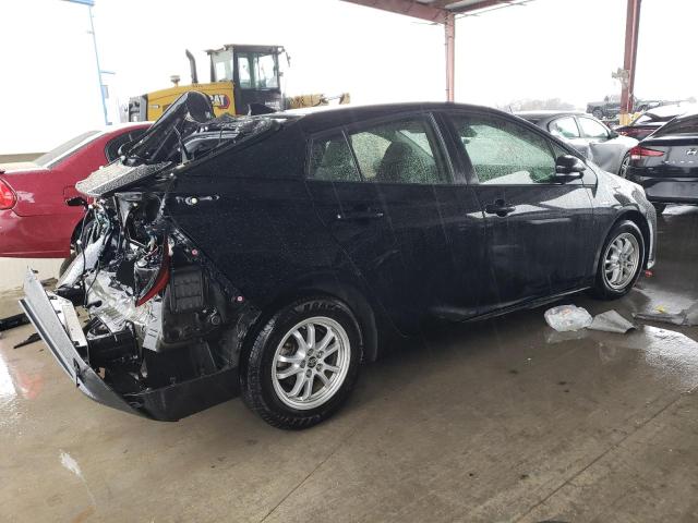 Photo 3 from auction – 2017 TOYOTA PRIUS with VIN JTDKBRFUXH3546901
