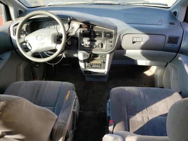 Photo 8 from auction – 2000 TOYOTA SIENNA LE with VIN 4T3ZF13C4YU267179