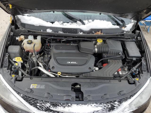 Photo 12 from auction – 2017 CHRYSLER PACIFICA L with VIN 2C4RC1GG7HR704740