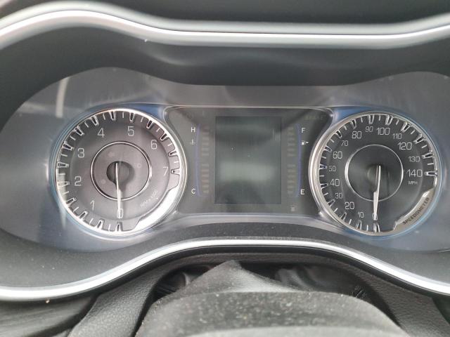 Photo 9 from auction – 2015 CHRYSLER 200 LIMITE with VIN 1C3CCCAB3FN683916