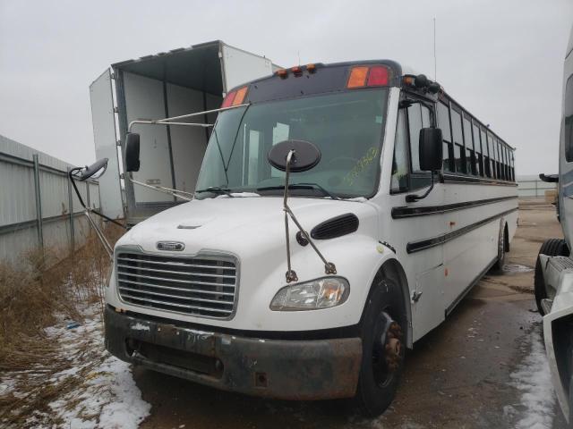 Photo 2 from auction – 2005 FREIGHTLINER CHASSIS B2 with VIN 4UZABRCT95CN51991
